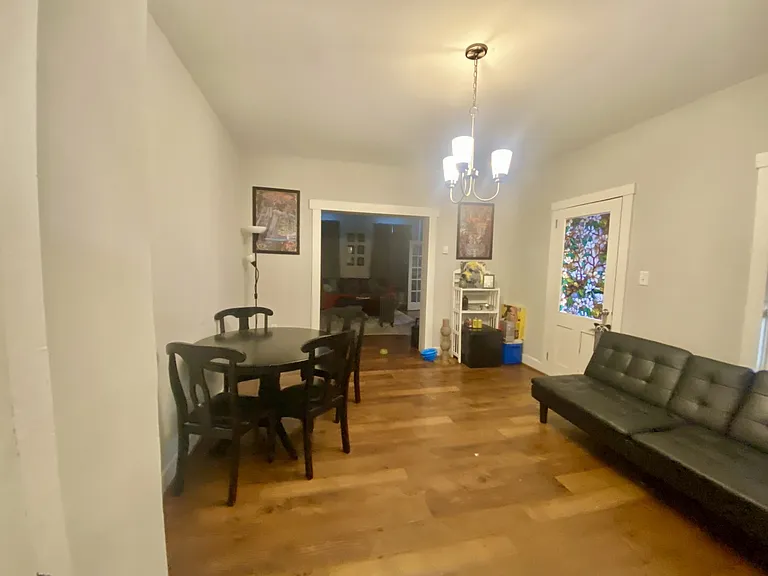 652 Elm St — Photo 6