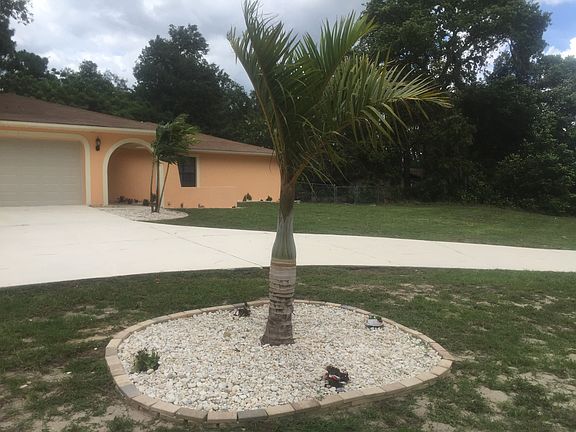 2nd image of 5509 Roble Ave
