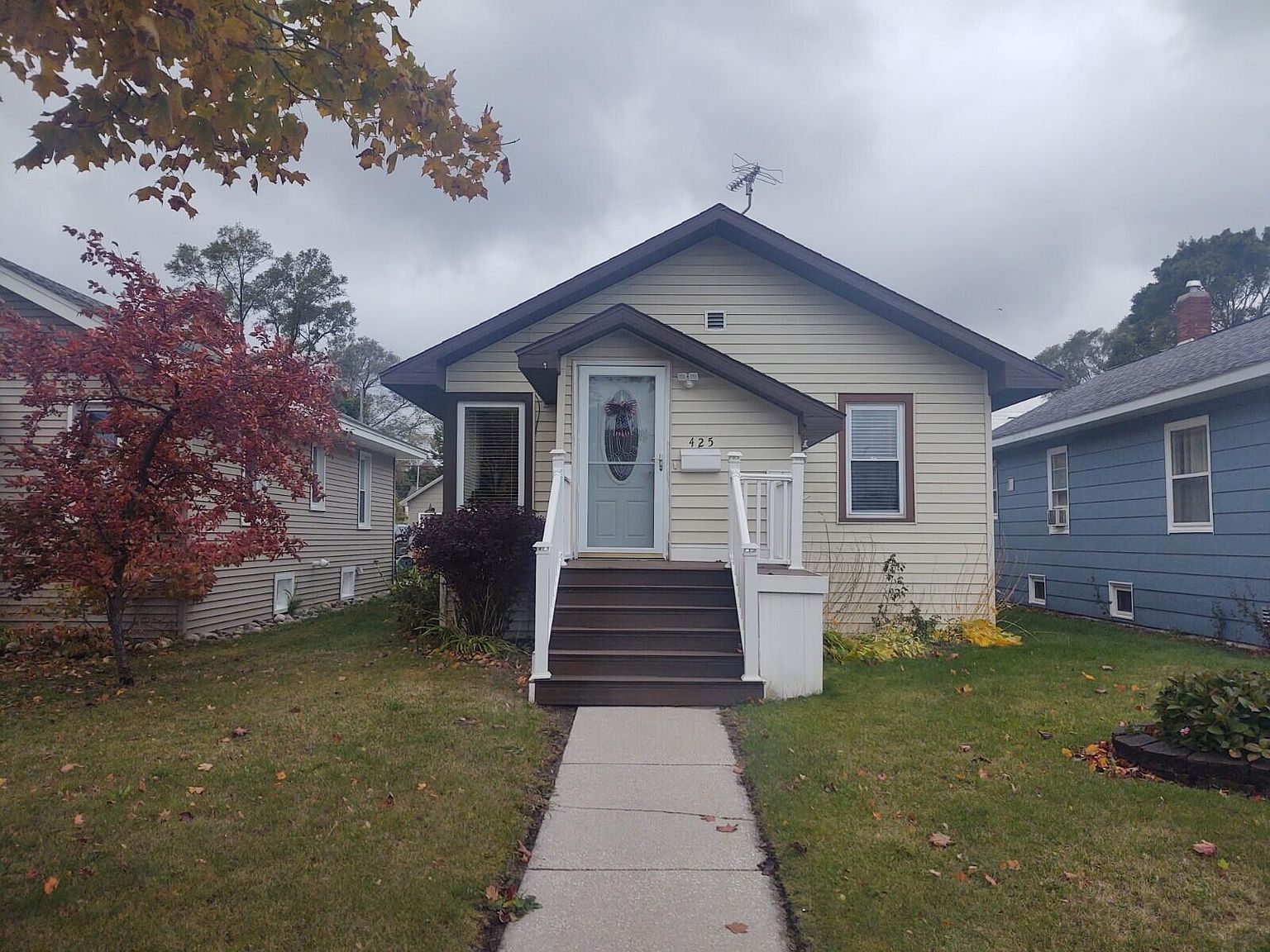 425 S 2nd St, Rogers City, MI 49779 Zillow