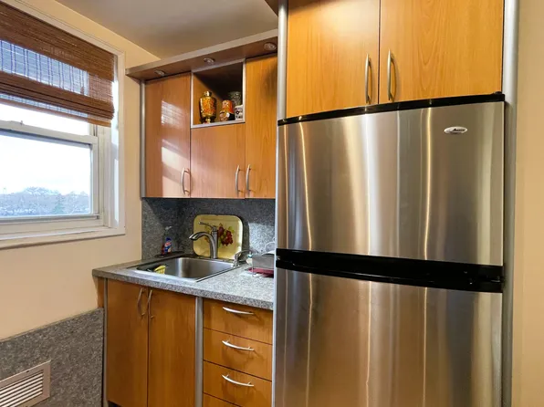 2711 Avenue X image 13 of 25