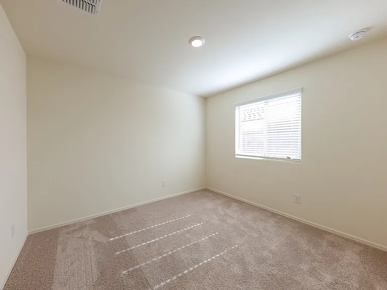 25751 W Coles Rd — Photo 15