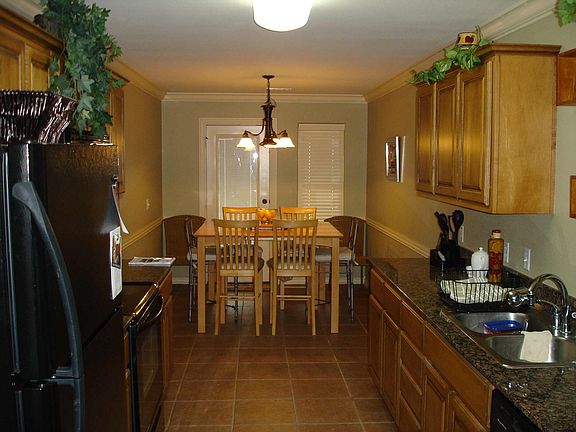 2nd image of 291 293 Copper Oaks Dr