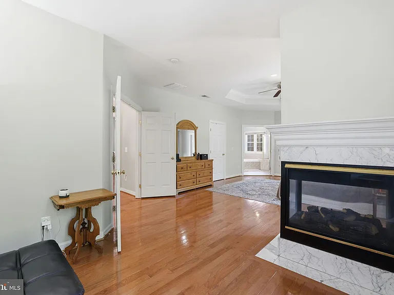 5767 Bush Hill Dr — Photo 40