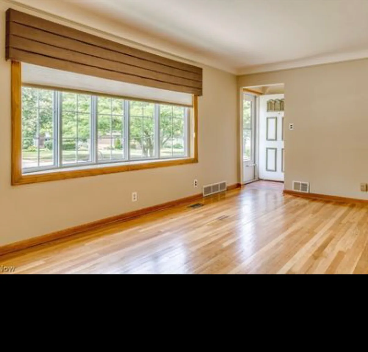 3 bed, 1168 sqft, $2,100 — Photo 3