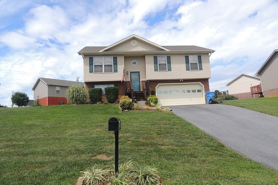 1st image of 1041 Meadow Creek Ln