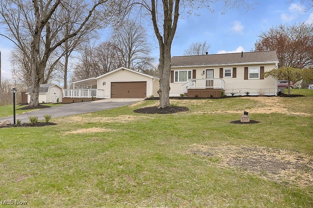 1940 Pickle Rd, Akron, OH 44312 | Zillow