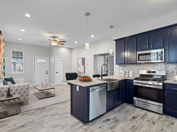 1205 Forrest Ave, Memphis, TN 38104