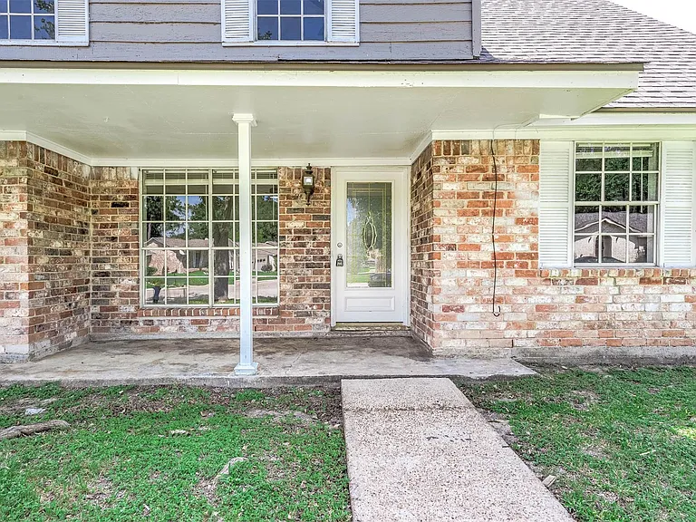 9014 Landwood Dr — Photo 8