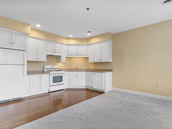 5th image of 725 Harbor Watch Dr Unit 207-9