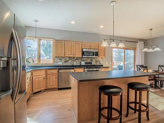 4th image of 4903 Ladyslipper Ave N