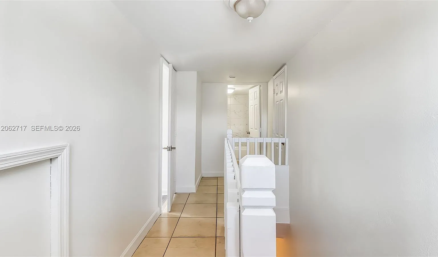4 bed, 2827 sqft, $4,120 — Photo 3