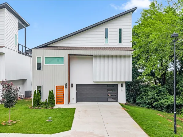 204 S Forest Canyon Ave, Fayetteville, AR 72701