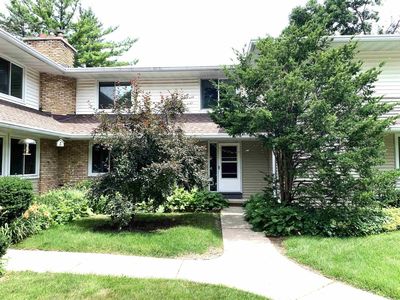 527 Walnut Grove Drive, Madison, WI, 53717