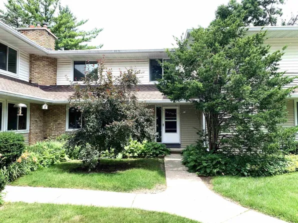527 Walnut Grove Drive, Madison, WI 53717
