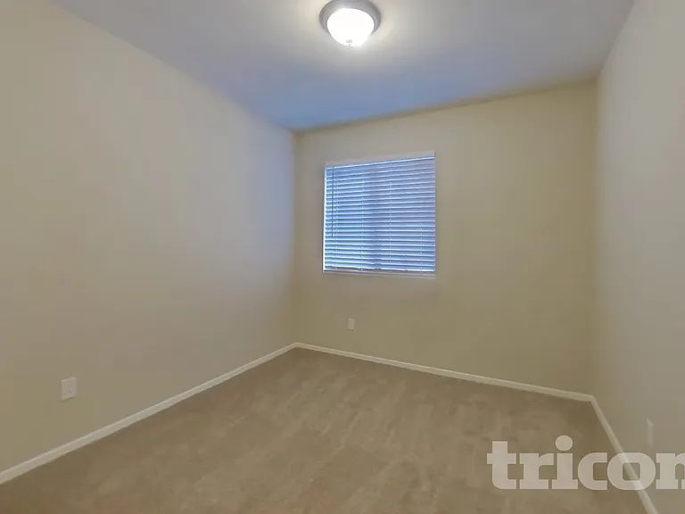 17220 N Wavyleaf Ave — Photo 11