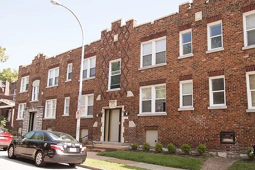 2nd image of 3262 Delor St #1W