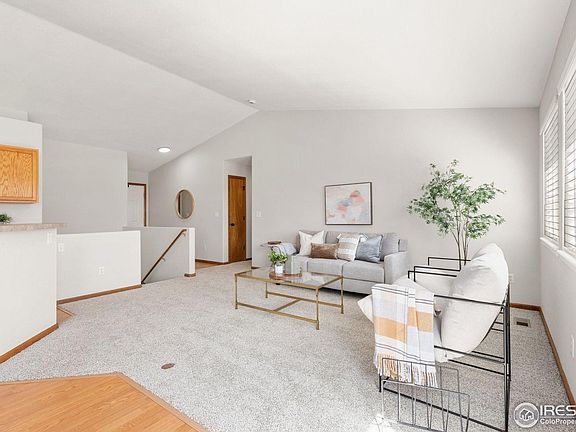 4th image of 264 W Juneberry St