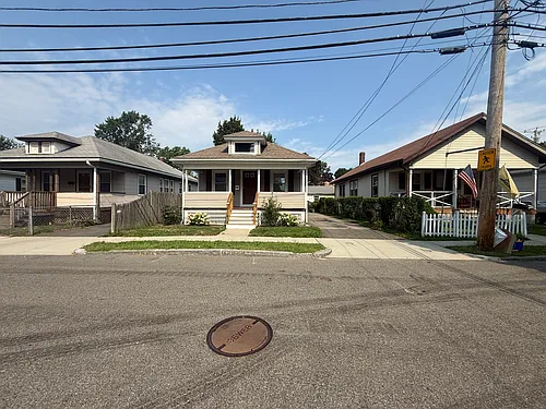 34 Baxter Ave Photo 1