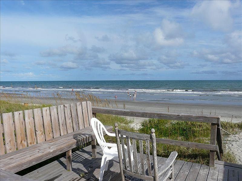 Dune Deck