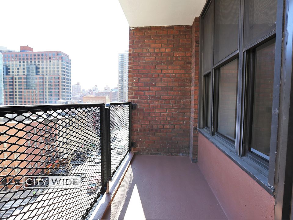 1st image of 165 E 35th St APT 3I