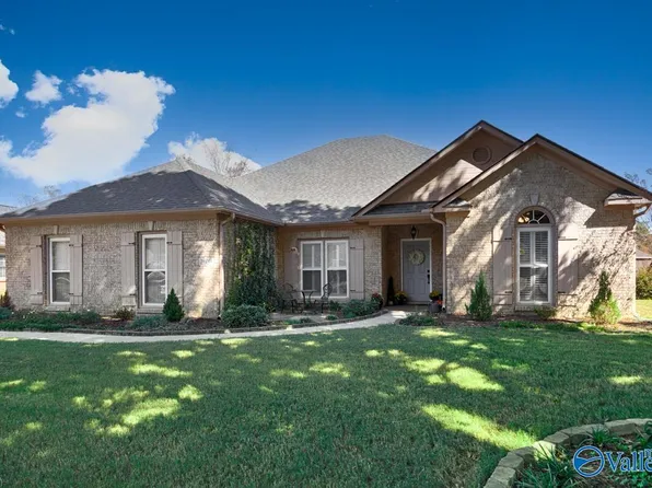 2609 Quarter Ln SE, Owens Cross Roads, AL 35763