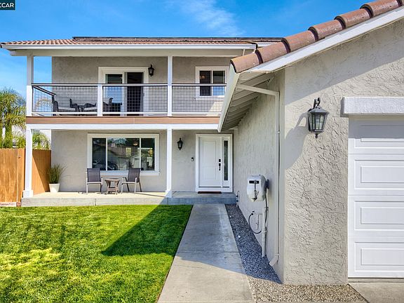 4th image of 319 Flagstone Ct