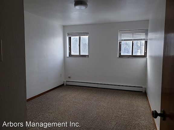 4th image of 107 Stotz Ave Basement 105