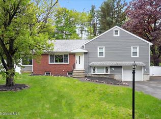 5 Nicholas Ave, Rensselaer, NY 12144