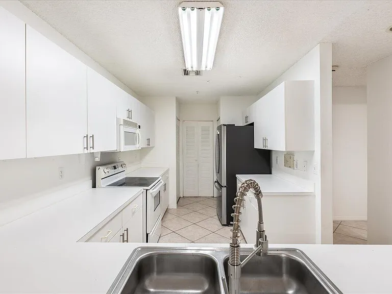 10129 W Atlantic Blvd #E3 — Photo 18