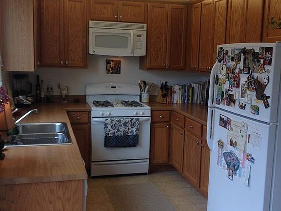 4th image of 4 Ghirardi Pl