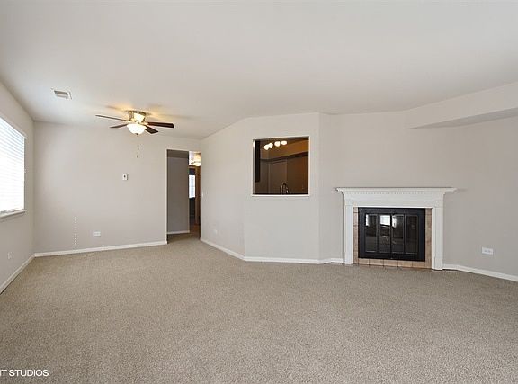 3rd image of 941 Atlantic Ave APT C