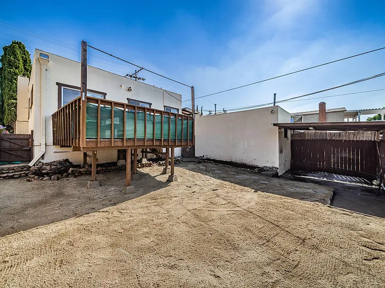 2576 Violet St — Photo 27