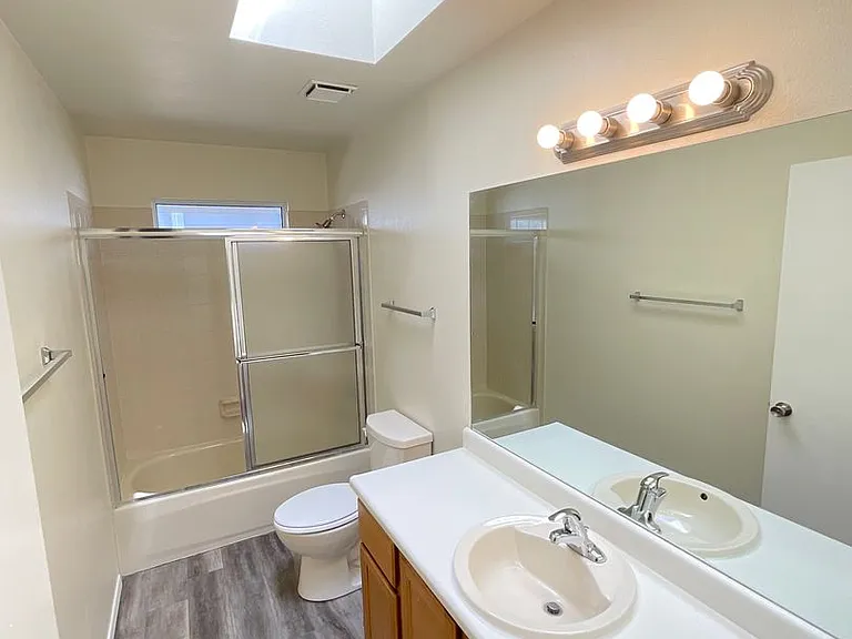 8166 Telegraph Dr — Photo 25