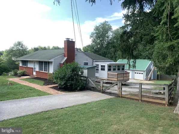 3642 Hoffman Mill Rd, Hampstead, MD 21074