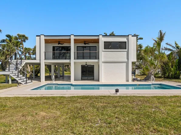 3702 Coquina Dr, Sanibel, FL 33957