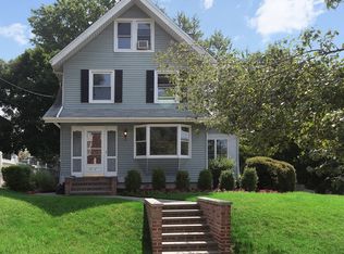 3337 162nd St, Flushing, NY 11358