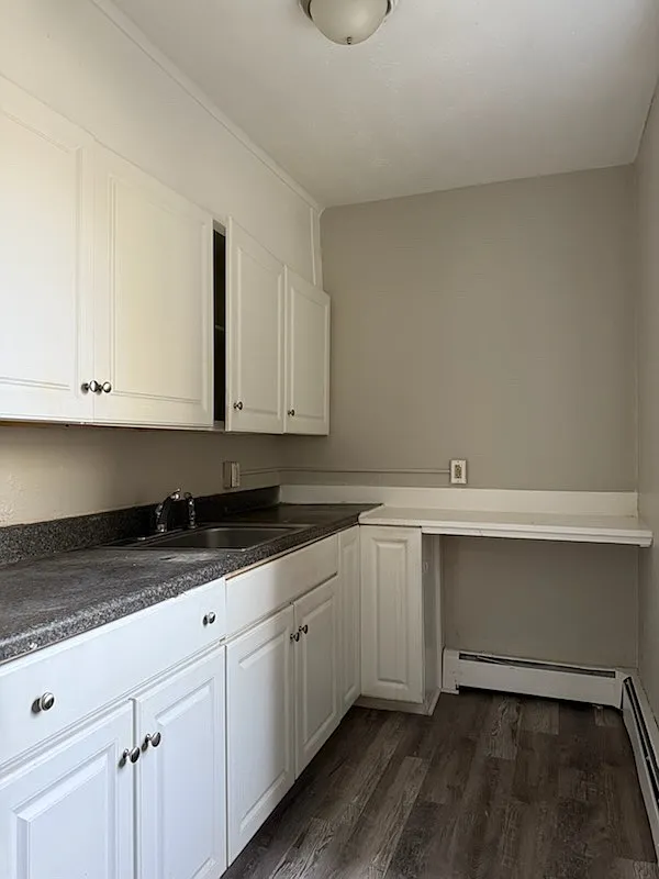 246 Main St — Photo 1