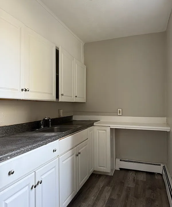 246 Main St #6