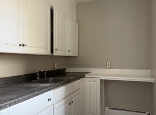 246 Main St APT 2, Manchester, NH 03102