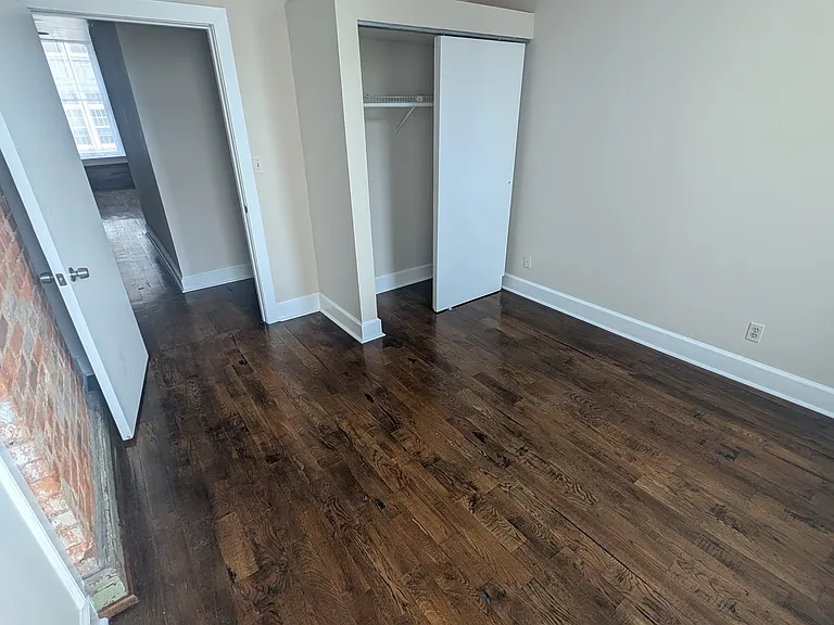311 E 13th St #3 — Photo 5