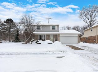 24210 Westpointe St, Brownstown, MI 48183