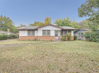 1828 S Cravens Rd, Fort Worth, TX 76112