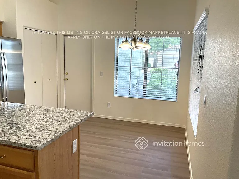 7161 W Pontiac Dr — Photo 6