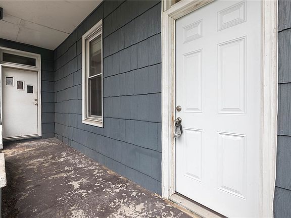 3rd image of 2023 Lowrie St
