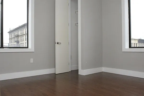 Rented by Miron Realty Group | media 31