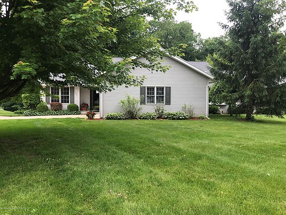 2nd image of 6753 Beechwood Dr