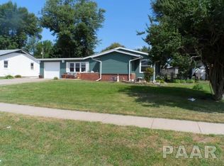 1701 W Cloverdale Rd, Chillicothe, IL 61523