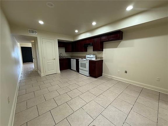 4th image of 8401 Livingston Ave APT D