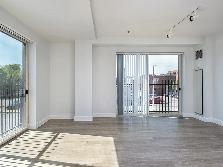 Munroe Place — Photo 22