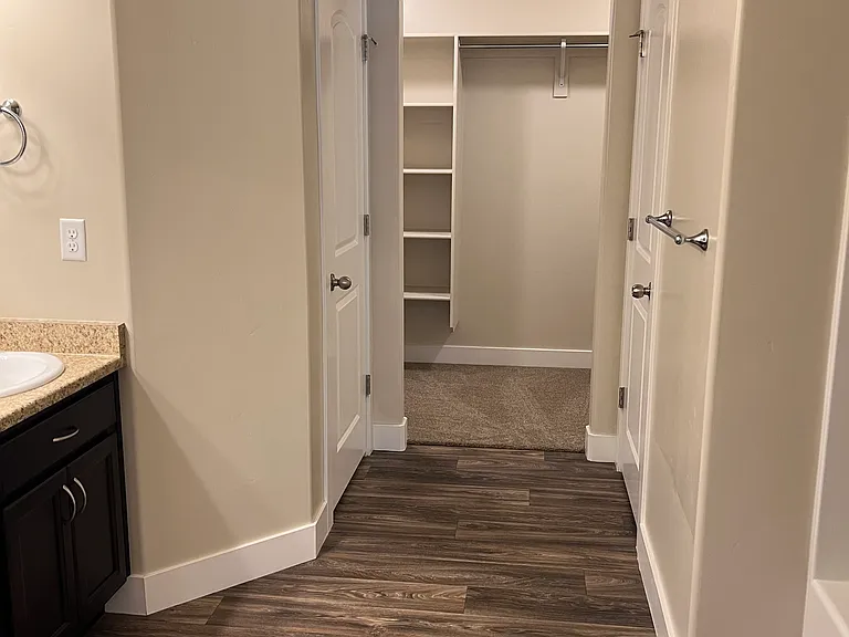 50 N 2050 W — Photo 17